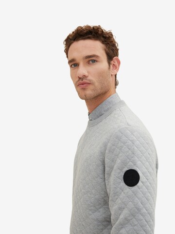 TOM TAILOR - Sweatshirt em cinzento