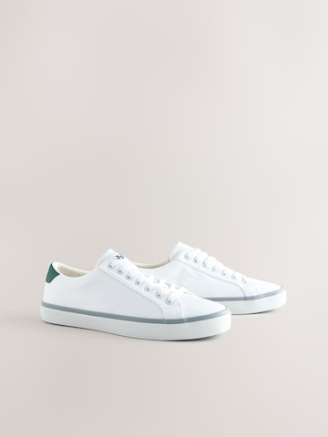 Baskets basses Next en blanc