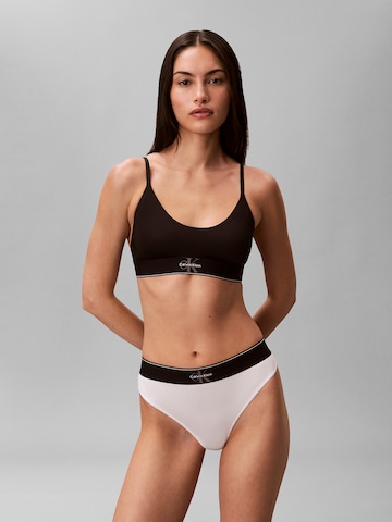 String Calvin Klein Underwear en blanc : devant