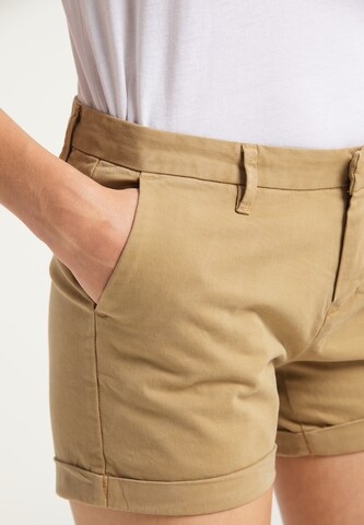 DreiMaster Vintage Slimfit Shorts in Beige