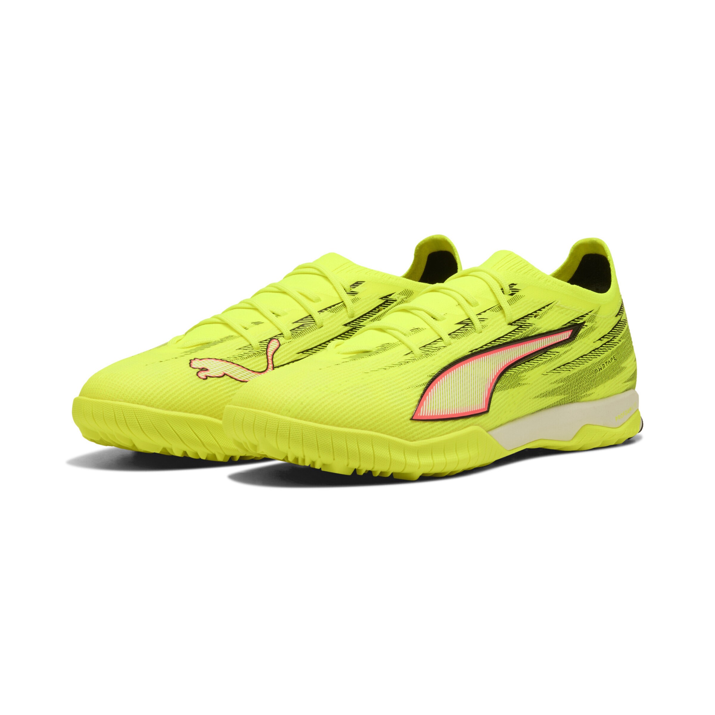 PUMA Soccer shoe 'Ultra 6 Pro Cage' in Yellow