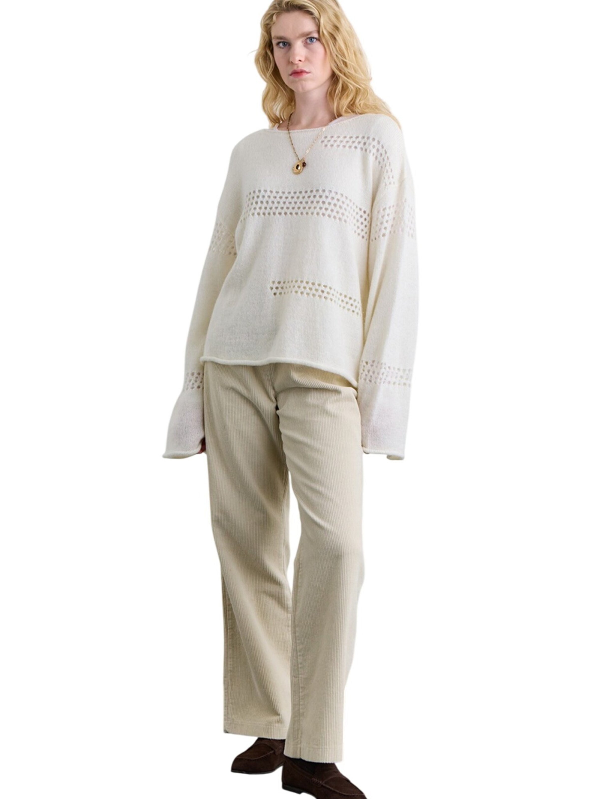 MANUKA Sweater in Beige: front