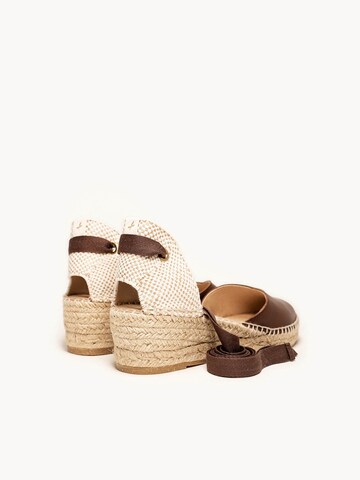 Alhamas Slingpumps 'Alpargata' in Bruin