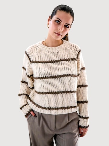 WEARABLE STORIES Pullover 'Nayla' in Beige: Vorderseite