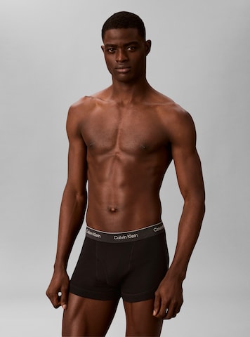 Boxeri de la Calvin Klein Underwear pe negru