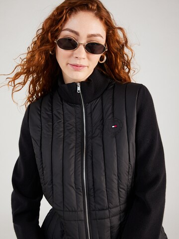 TOMMY HILFIGER Jacke in Schwarz