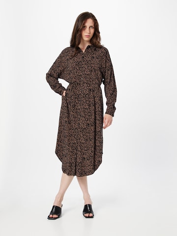 Robe-chemise 'Freedom' Soft Rebels en marron : devant