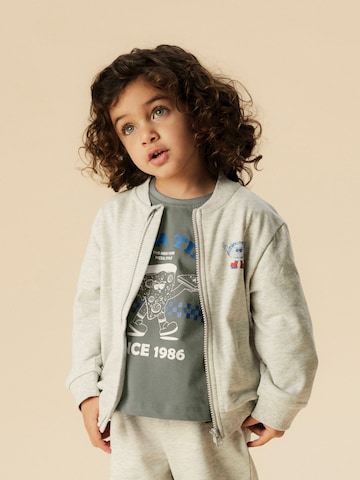 Tricou de la NAME IT pe gri: față