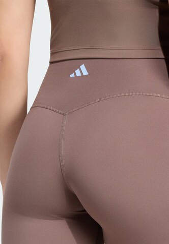 ADIDAS PERFORMANCE - Skinny Pantalón deportivo 'All Me' en marrón