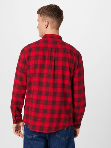 WRANGLER Regular Fit Hemd in Rot