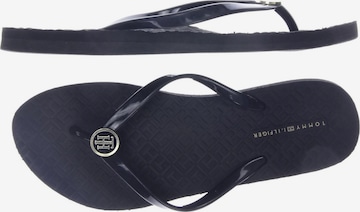 TOMMY HILFIGER Sandalen 40 in Schwarz: predná strana