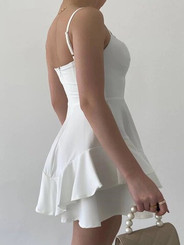 Robe WOMAN VISION en blanc