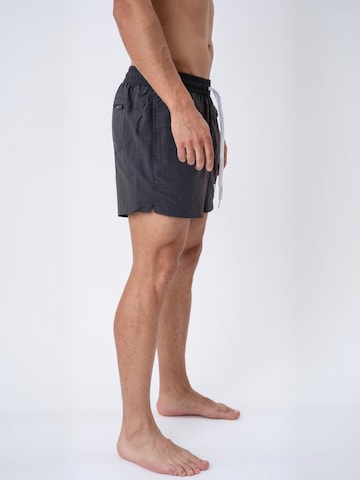 Toujours Actif - Bermudas ' Riviera ' en gris