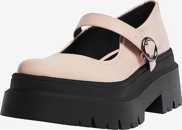 Pull&Bear Loafer värissä vaaleanpunainen: edessä