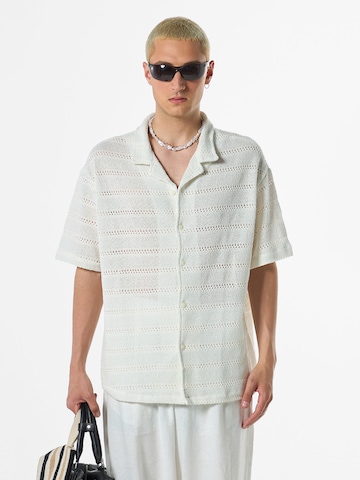Chemise 'Catmint' VAMOS CLO en blanc : devant