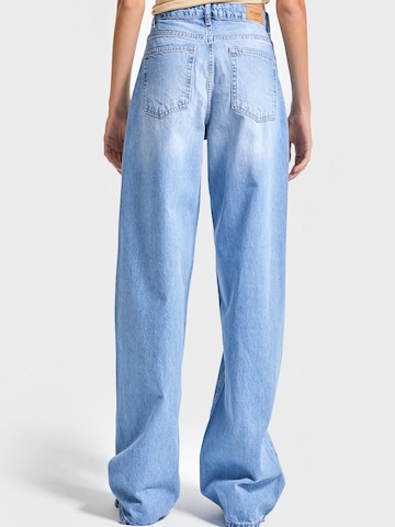 IT'S BASIC Loosefit Jeans 'Skater High Rise Jeans - Aqua' in Blauw