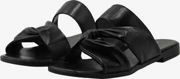 DreiMaster Klassik Mules in Black