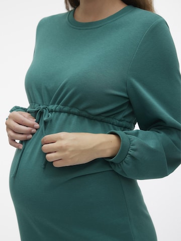 Robe 'Peneloe' MAMALICIOUS en vert