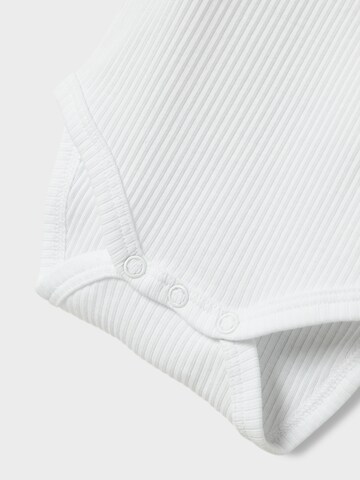 Barboteuse / body 'NBMFRIMAN' NAME IT en blanc