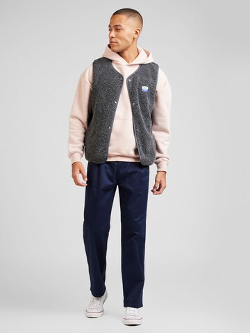 Gilet 'HOKTOWN' AMERICAN VINTAGE en gris