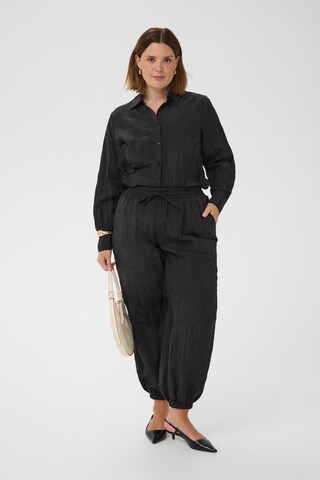 KAFFE CURVE - Loosefit Pantalón 'KCdabbie' en negro: frente