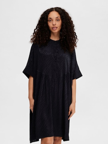 Robe 'Abienne-Viola' SELECTED FEMME en noir : devant