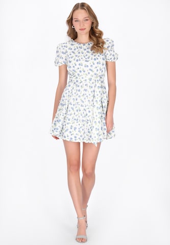 Robe 'Young Fashion' MYMO en blanc