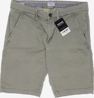 Pepe Jeans Shorts in 32 in Green: front