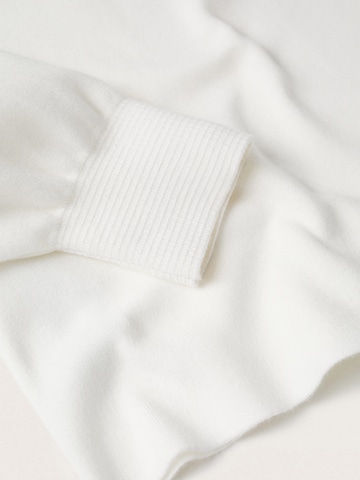 MANGO Sweter 'Shoulder' w kolorze biały