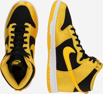 Nike Sportswear - Sapatilhas altas 'Dunk' em amarelo