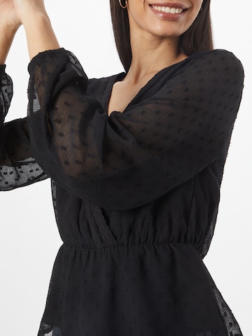 ABOUT YOU Blouse 'Avena' in Zwart