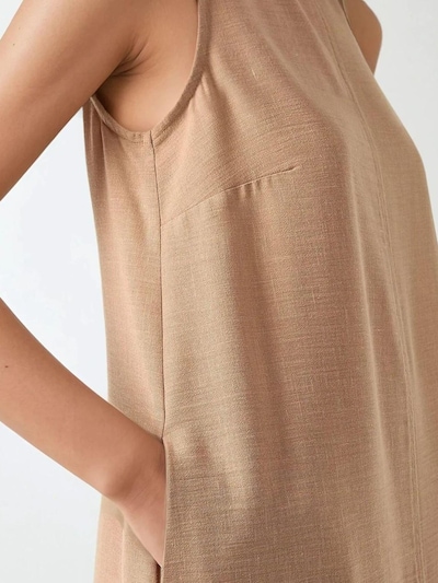 Hiccup Robe en camel, Vue avec produit