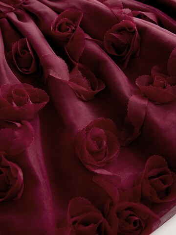 Next Šaty – červená