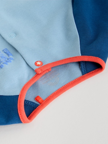 Next Yöpuku värissä beige