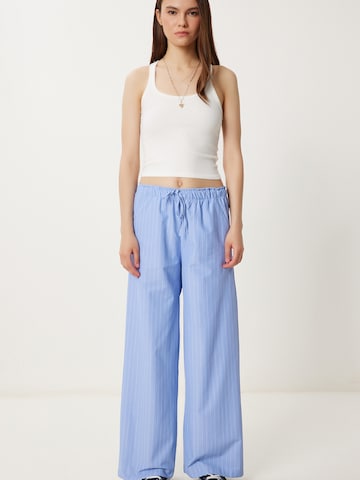 Happiness İstanbul Wide leg Byxa i blå