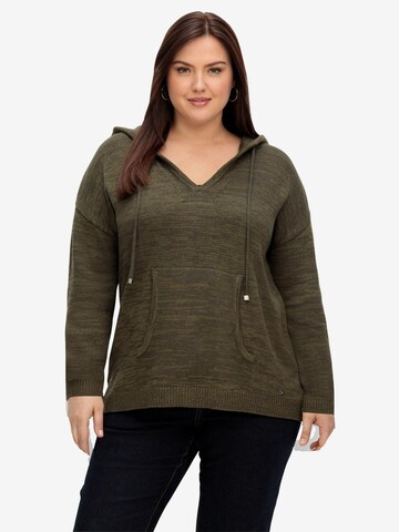 SHEEGO Sweater in Green: front