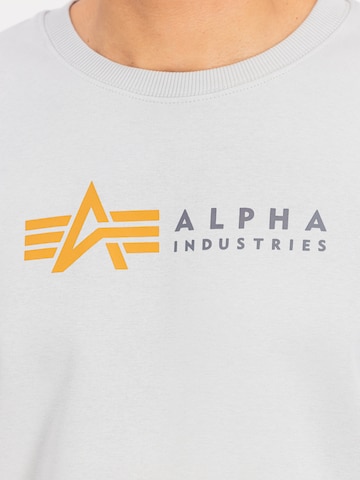 ALPHA INDUSTRIES Sweatshirt in Grey