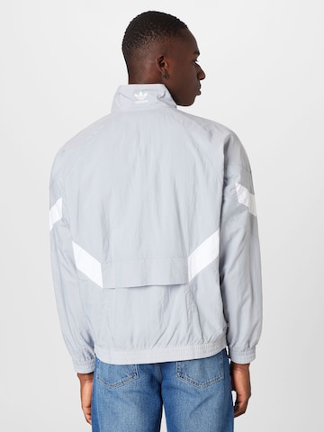 ADIDAS ORIGINALS Jacke 'Rekive' in Grau