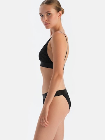 Triangolo Reggiseno di Dagi in nero