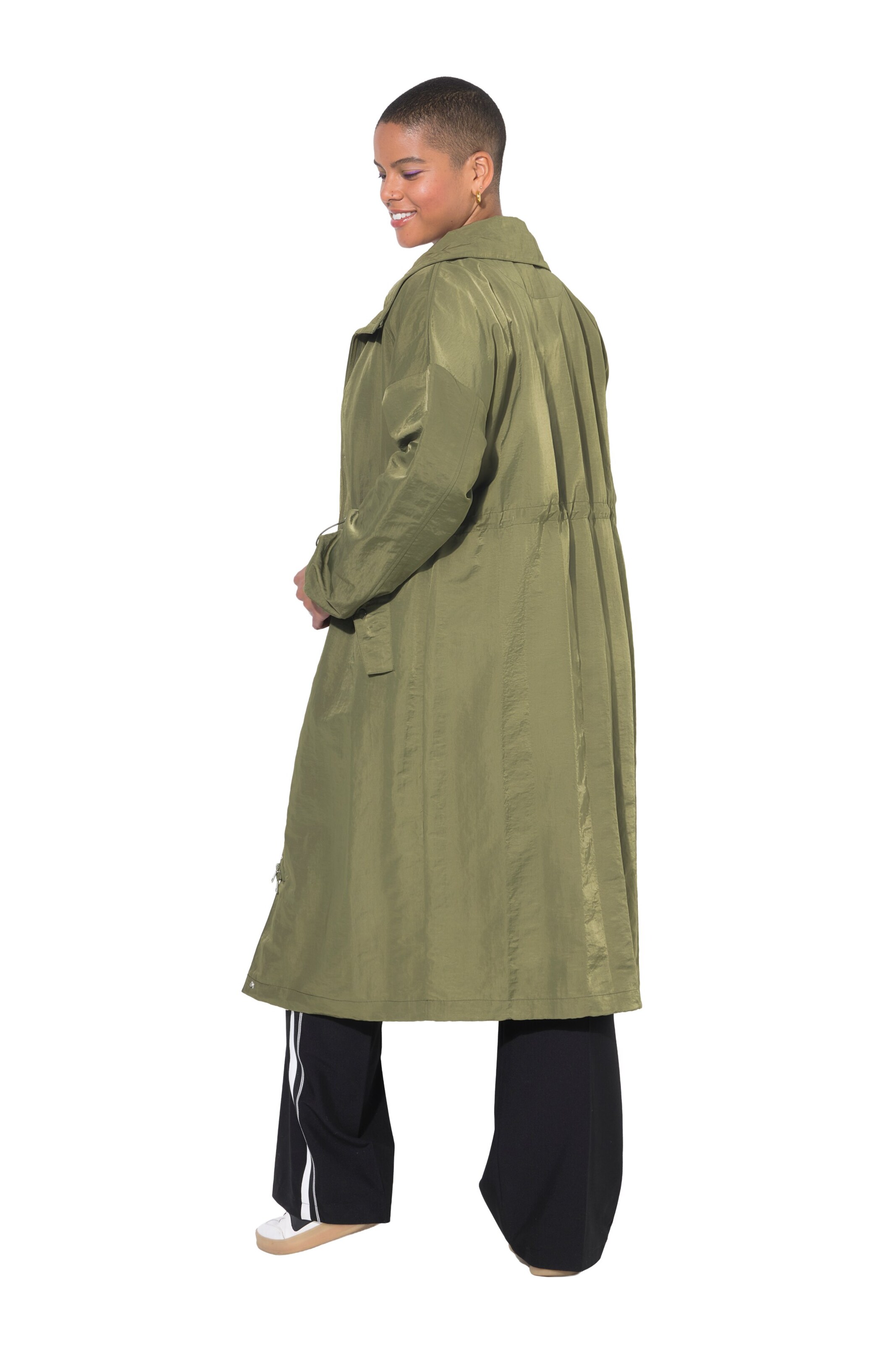 Studio Untold Tussenmantel in Groen