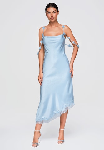 Ombre Cocktail dress in Blue: front