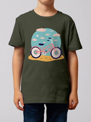 watabout.kids Shirt ' Fahrrad am Strand ' in Groen: voorkant