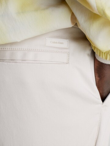 Calvin Klein Slim fit Chino Pants in White