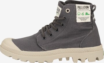 Palladium Boots in Grau