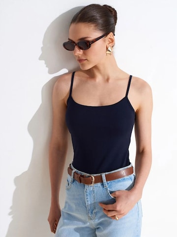 Dilvin Top in Blue