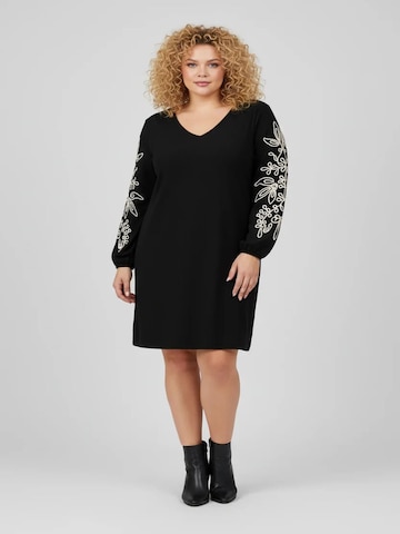 Robe Shape Of You en noir : devant