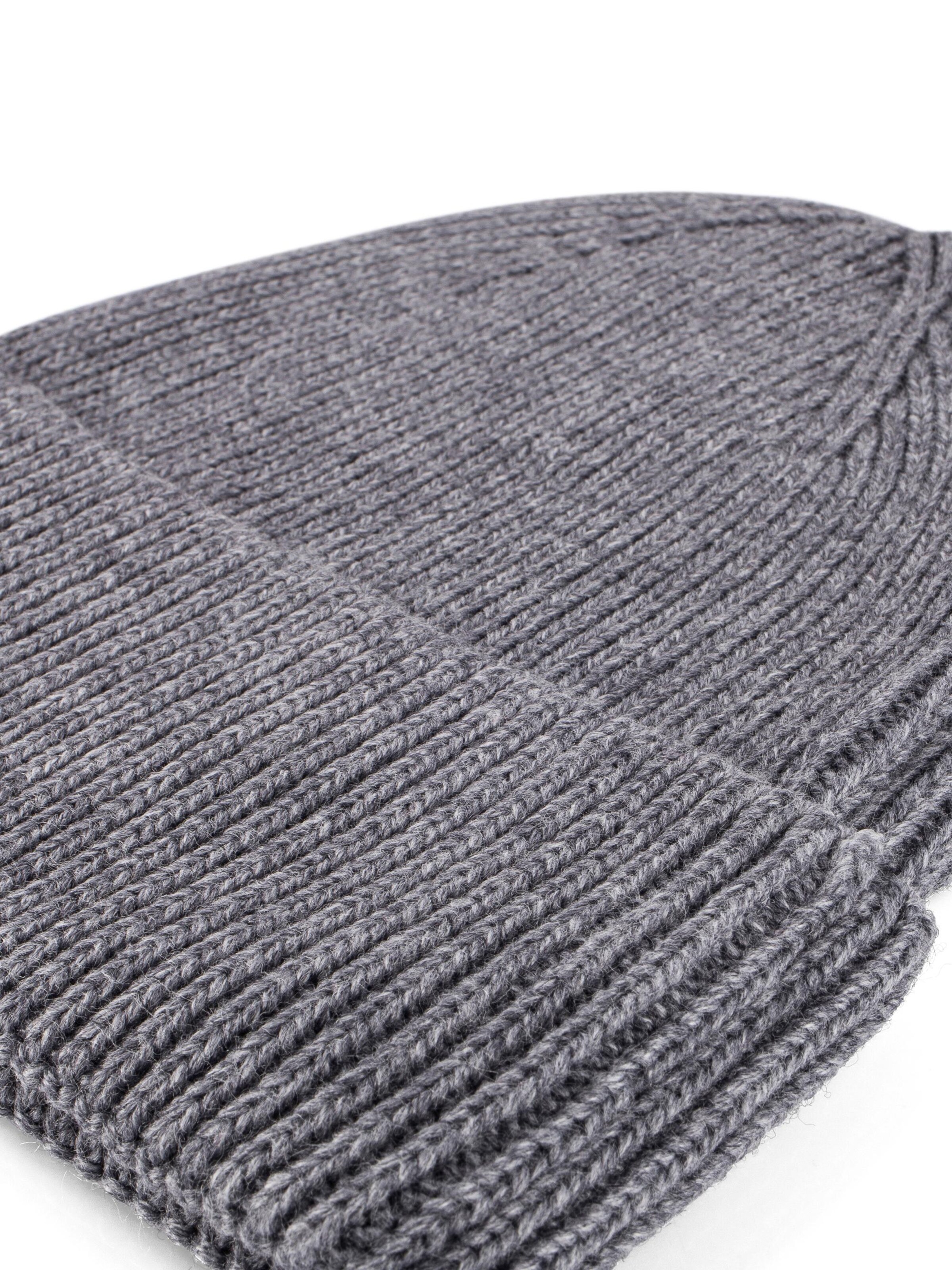 Blackskies Beanie 'Race' in Grey