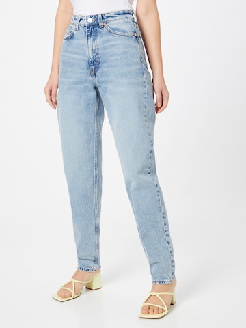 WEEKDAY Tapered Jeans 'Lash' in Blauw: voorkant