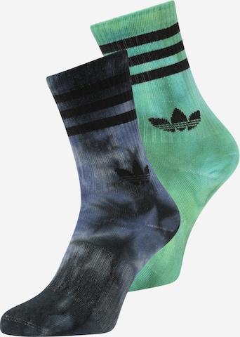 ADIDAS ORIGINALS Socks in Green: front