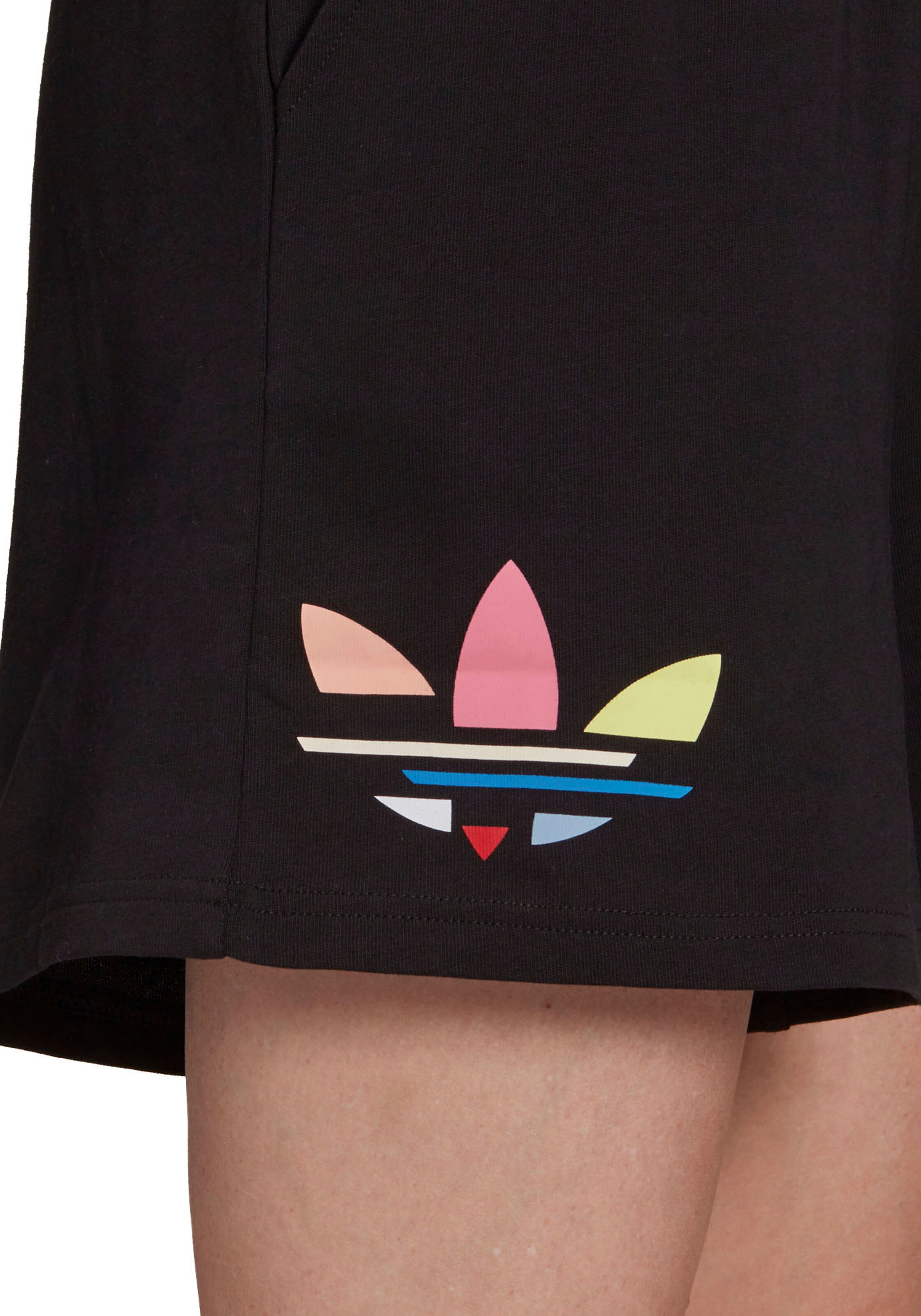 Loosefit Pantaloni di ADIDAS ORIGINALS in nero